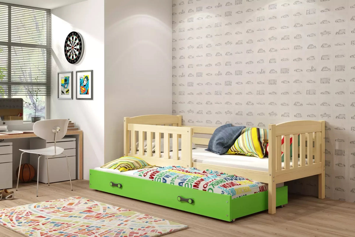 Kubuś Išstumiama vaikiška lova 80×190–90×200 cm – Pušis/Žalia, su stalčiumi