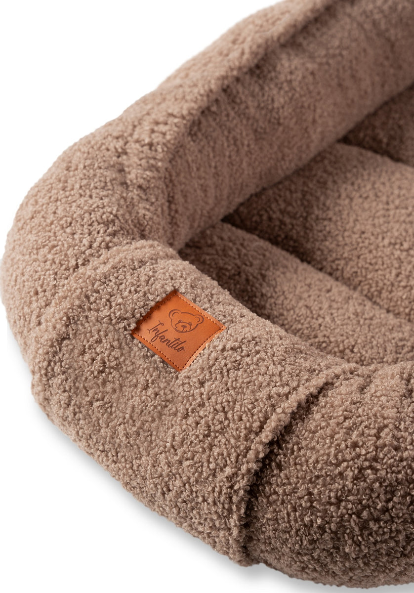 Kūdikių lizdelis Meškutis su pliušine pagalvėle – ypač švelnus ir jaukus