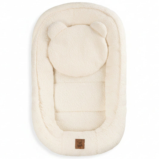 Kūdikių lizdelis Meškutis su pliušine pagalvėle – ypač švelnus ir jaukus