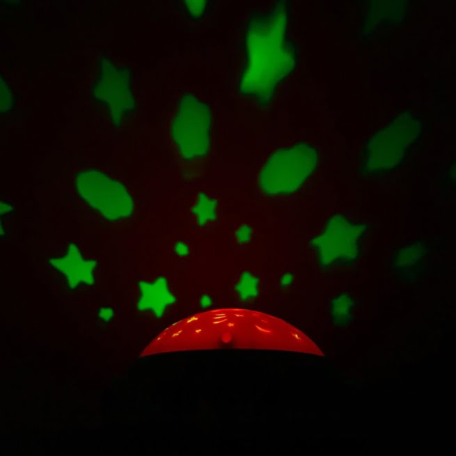 BABY MIX Plastikinė karuselė su projektoriumi, raudona, 37046